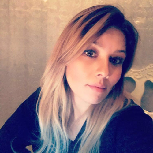 Angela U