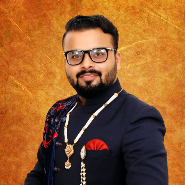 Aakarshan