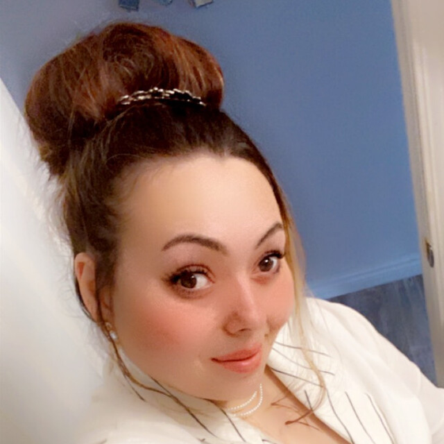 Sara Moon