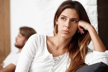 10 Reasons He Doesn't Want to Commit to You